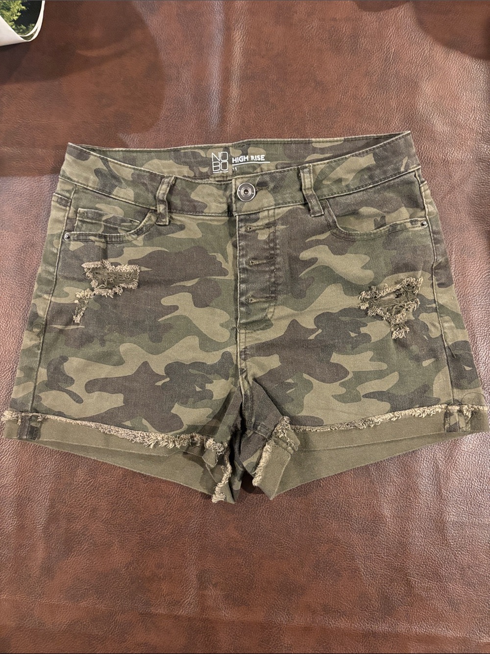 NoBo(No Boundaries) Camo shorts size 11 Juniors